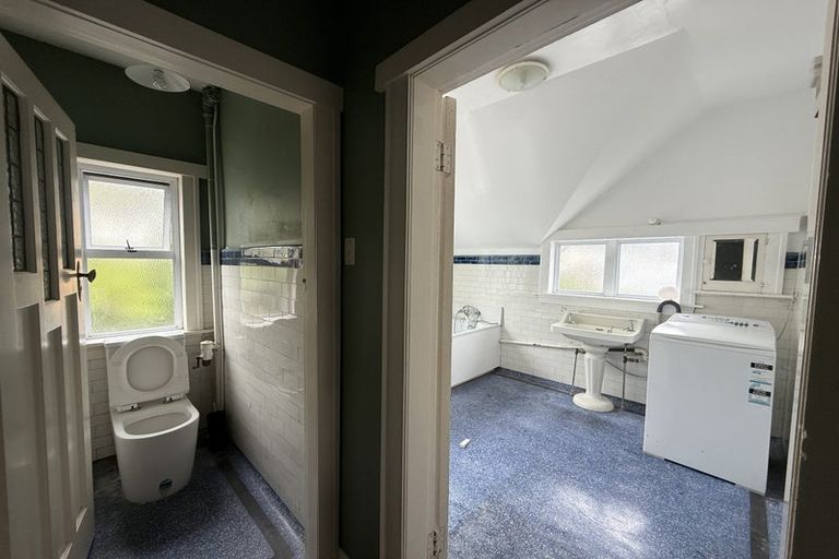 Photo of property in 30 Austin Street, Mount Victoria, Wellington, 6011