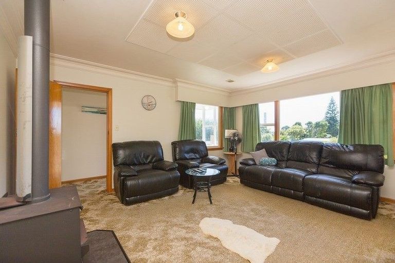 Photo of property in 87d Pioneer Road, Moturoa, New Plymouth, 4310