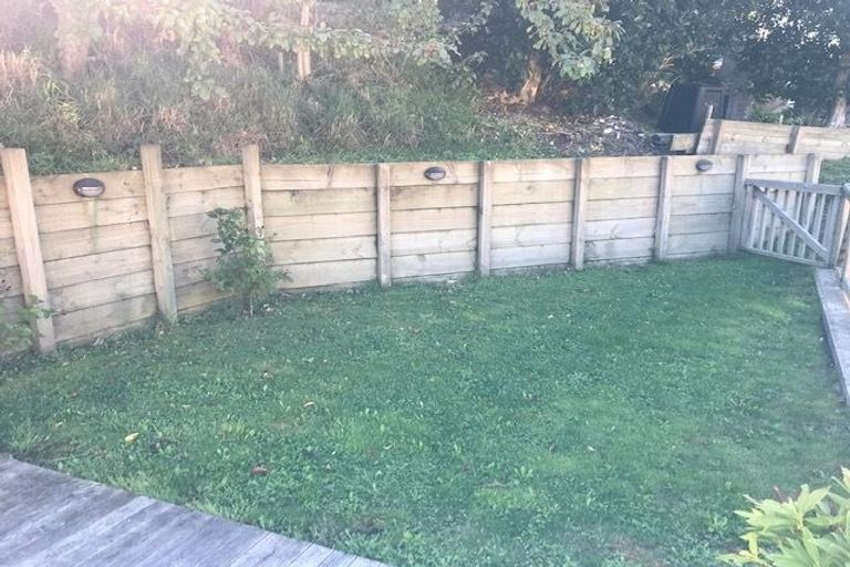 Photo of property in 11 Melrose Crescent, Melrose, Wellington, 6023