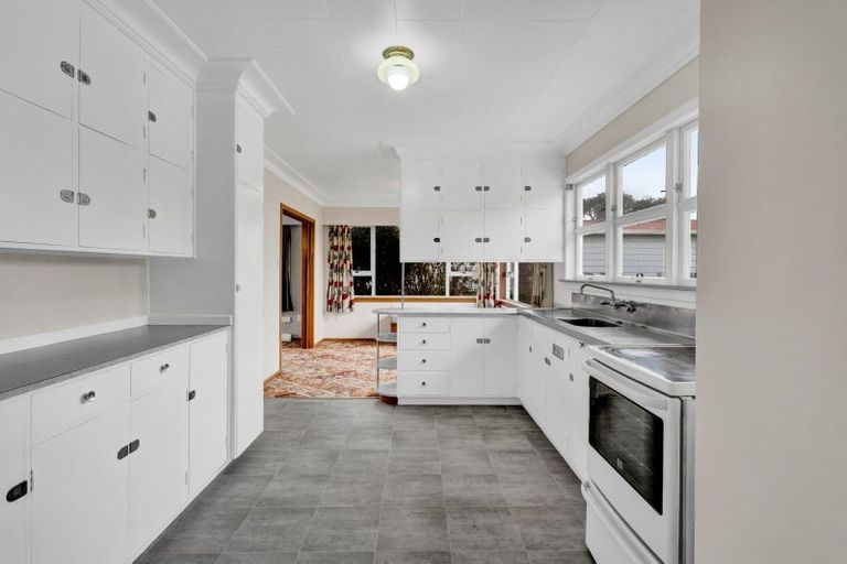 Photo of property in 2 Fitzgerald Avenue, Kaponga, Hawera, 4679