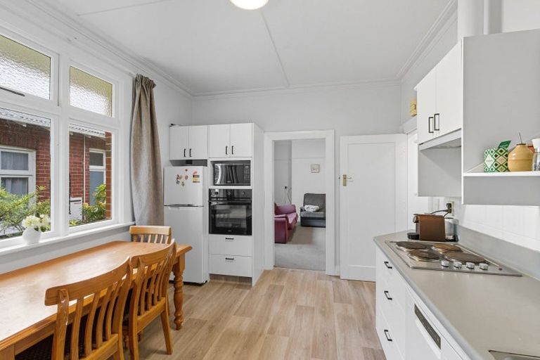 Photo of property in 31 Beach Street, Saint Clair, Dunedin, 9012