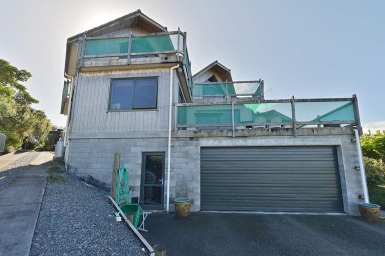 Photo of property in 3 Kaone Point Road, Matapouri, Whangarei, 0173