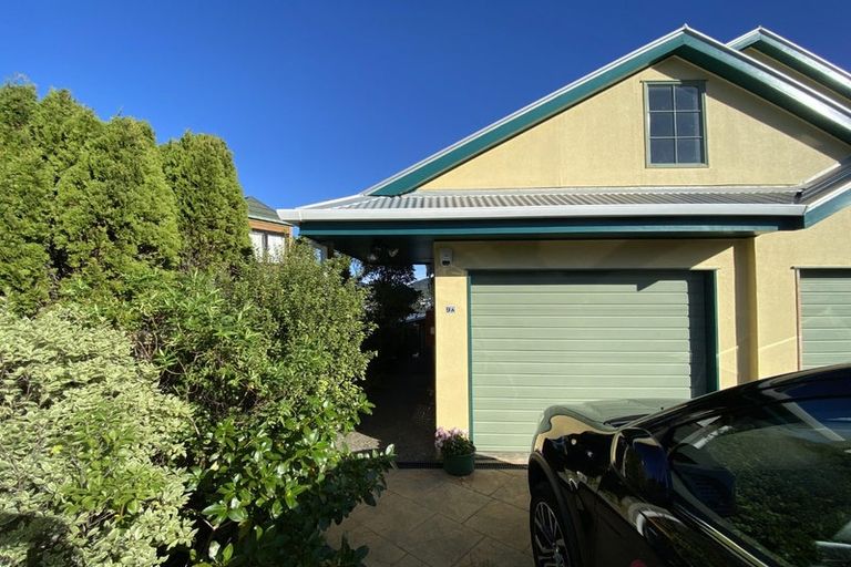 Photo of property in 9a Gavaskar Place, Khandallah, Wellington, 6035