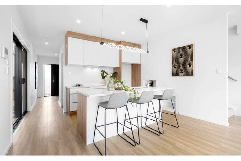 Photo of property in 43 Matakohe Road, Westgate, Auckland, 0814