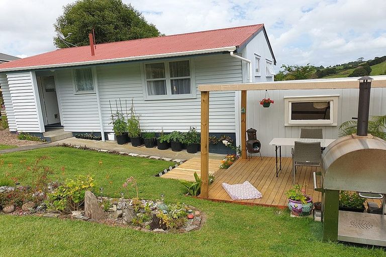 Photo of property in 214b Hurndall Street West, Maungaturoto, 0520