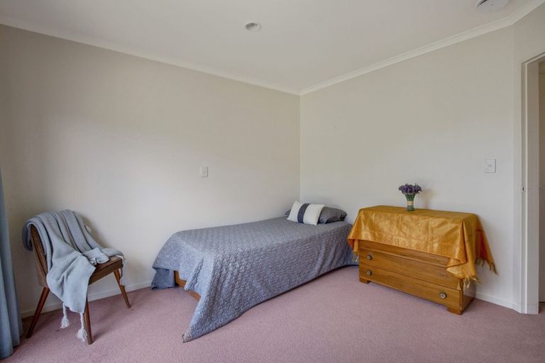 Photo of property in Redwood Village, 27/42 Main Road, Tawa, Wellington, 5028