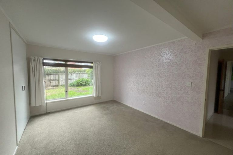 Photo of property in 8 Sanctuary Point, Sunnyhills, Auckland, 2010