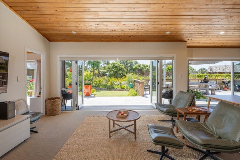 Photo of property in 38 Kawhero Drive, Kuaotunu, Whitianga, 3592