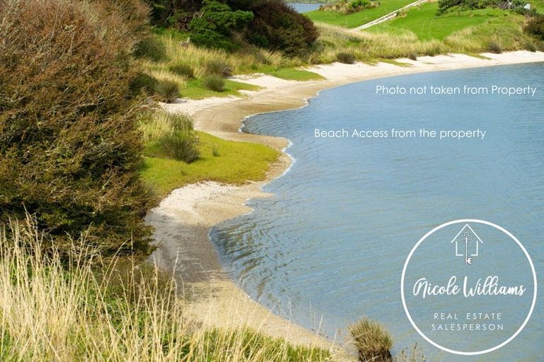 Photo of property in 275 Metcalfe Road, Matakohe, 0593