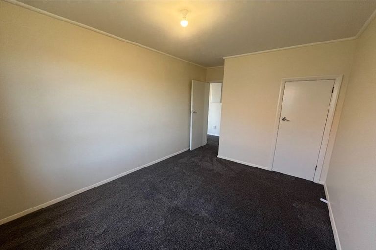 Photo of property in 15a Queenwood Road, Levin, 5510