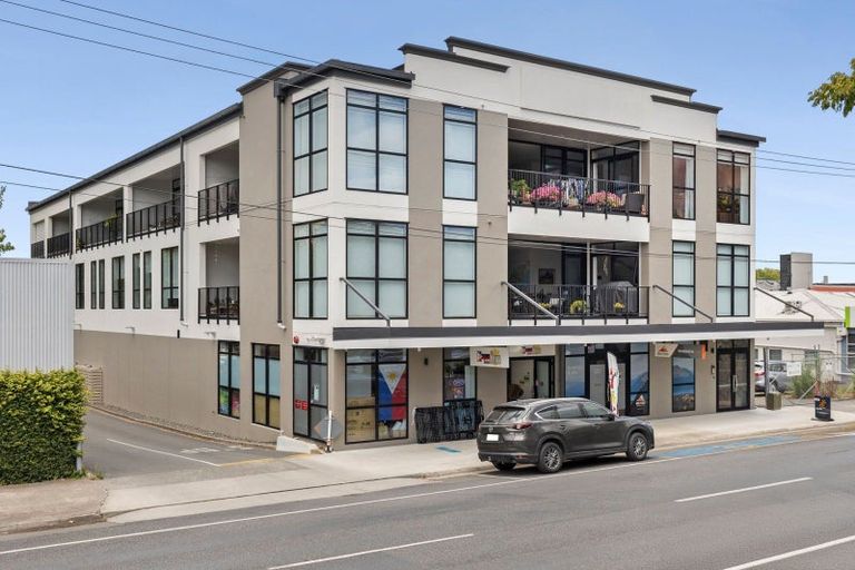 Photo of property in 204/86 Alpha Street, Cambridge, 3434