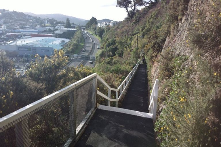 Photo of property in 52 Sheridan Terrace, Johnsonville, Wellington, 6037