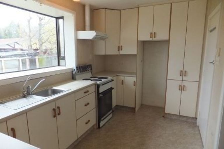 Photo of property in 29 Lochee Road, Upper Riccarton, Christchurch, 8041