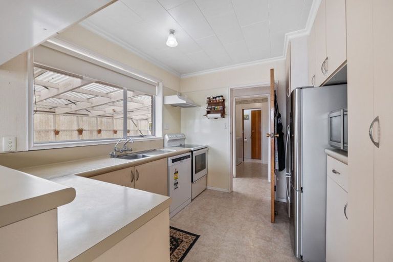 Photo of property in 50 Cutfield Street, Inglewood, 4330