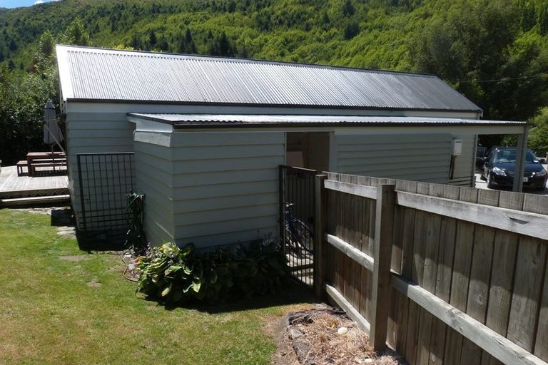 Photo of property in 14 Norfolk Street, Arrowtown, 9302