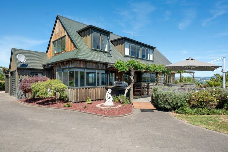 Photo of property in 18b Iriirikapua Parade, Owhata, Rotorua, 3010