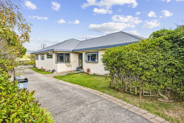 Photo of property in 8 Leigh Place, Paraparaumu Beach, Paraparaumu, 5032