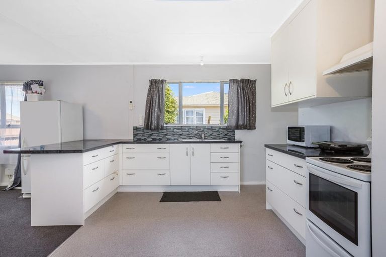 Photo of property in 35 Power Street, Levin, 5510