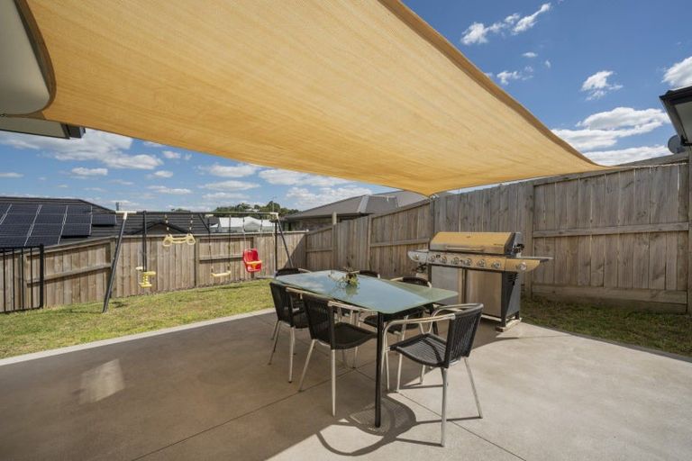 Photo of property in 4 Oyster Place, Omokoroa, 3114