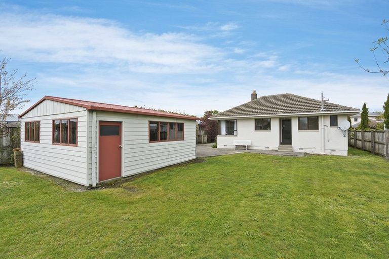 Photo of property in 31 Charlcott Street, Burnside, Christchurch, 8053