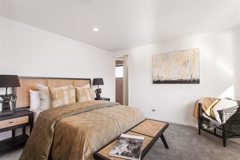 Photo of property in 99a Fendalton Road, Fendalton, Christchurch, 8014