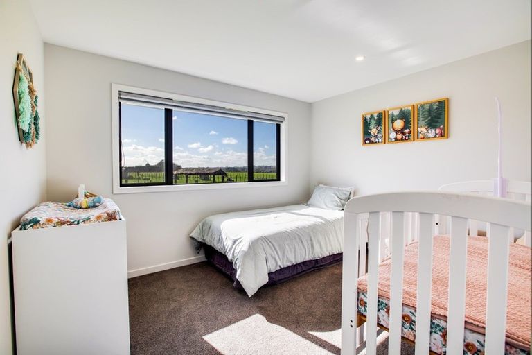 Photo of property in 115 Holmes Road, Waiuku, 2682