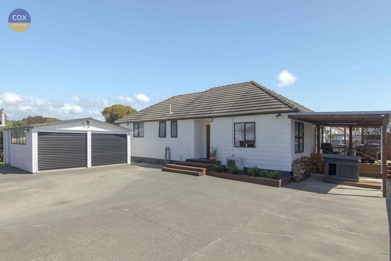 Photo of property in 52 Williams Street, Marewa, Napier, 4110