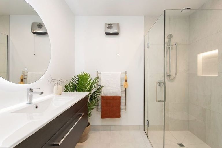 Photo of property in 1/18 Meadowville Avenue, Spreydon, Christchurch, 8024