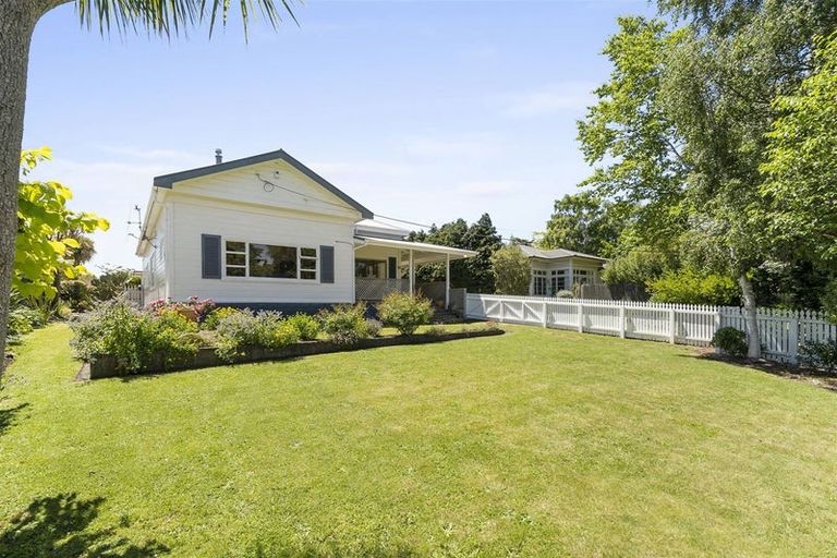 Photo of property in 32 Victoria Avenue, Dannevirke, 4930