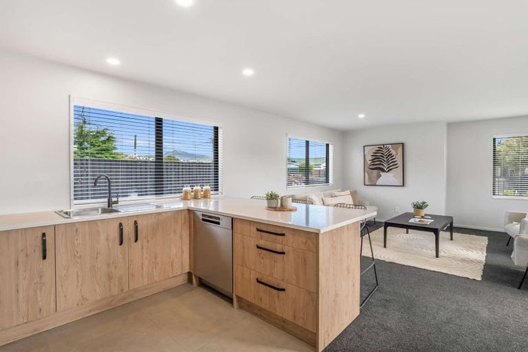 Photo of property in 1/214 Barrington Street, Somerfield, Christchurch, 8024