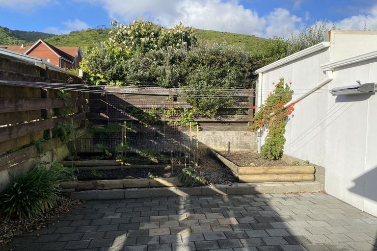 Photo of property in 15 Winara Avenue, Waikanae, 5036