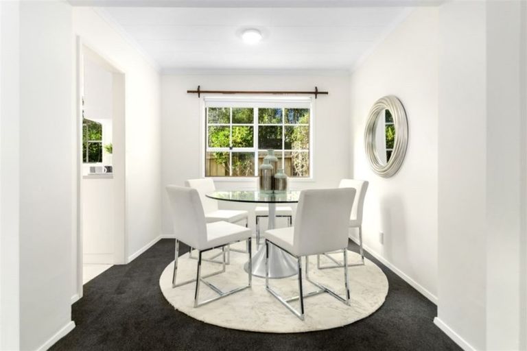 Photo of property in 1/4 Frater Avenue, Milford, Auckland, 0620