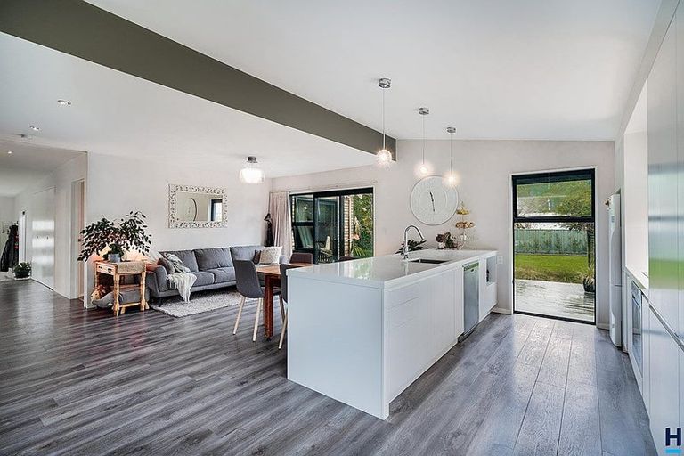 Photo of property in 72 Stafford Drive, Ruby Bay, Mapua, 7005