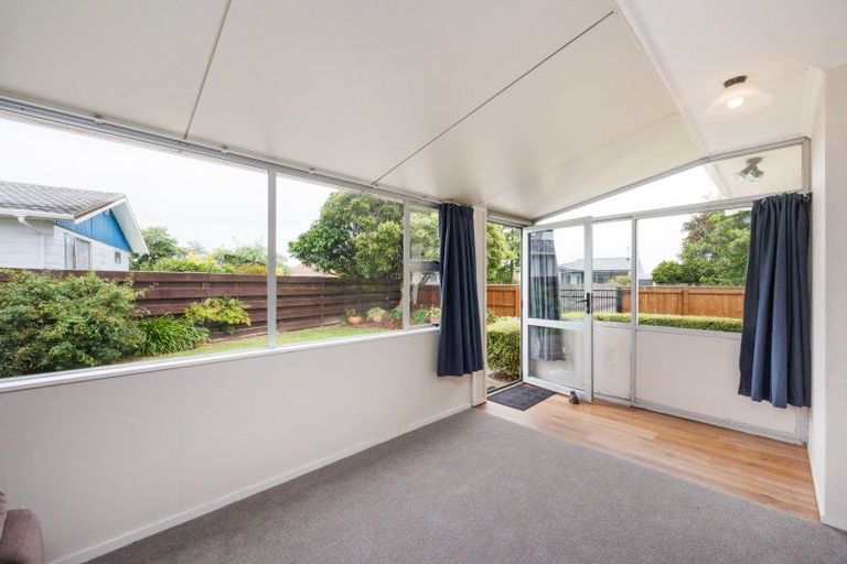 Photo of property in 22 Palliser Place, Milson, Palmerston North, 4414