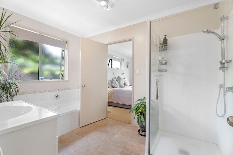 Photo of property in 14 Pacific Place, Whitianga, 3510