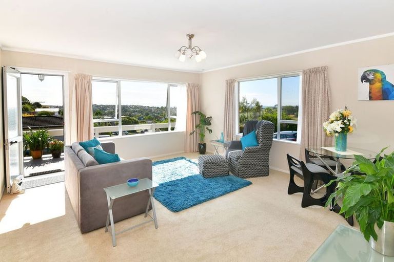 Photo of property in 1/15 Stanmore Bay Road, Stanmore Bay, Whangaparaoa, 0932