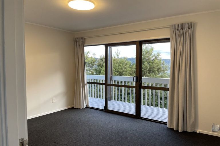 Photo of property in 227 Titirangi Road, Titirangi, Auckland, 0604