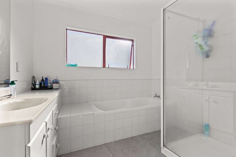 Photo of property in 8 Monterey Key, Papamoa Beach, Papamoa, 3118