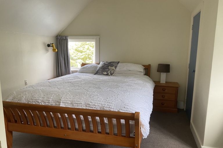 Photo of property in 399a Karori Road, Karori, Wellington, 6012