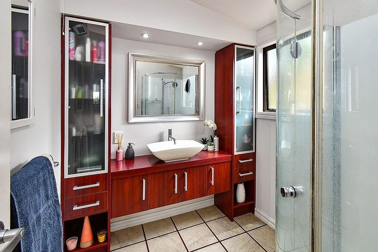 Photo of property in 9 Ambedkar Way, Pukekohe, 2120