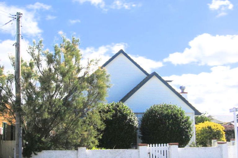 Photo of property in 19 The Quadrant, Miramar, Wellington, 6022