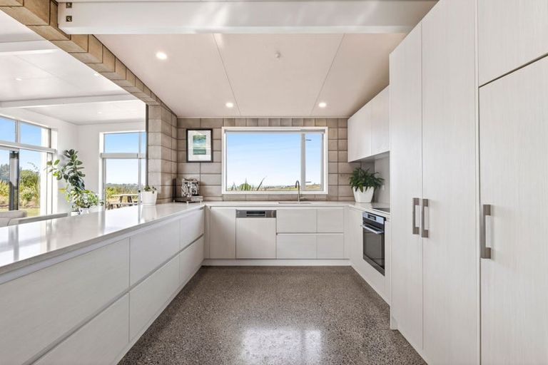 Photo of property in 140 Horton Road, Tasman, Upper Moutere, 7173