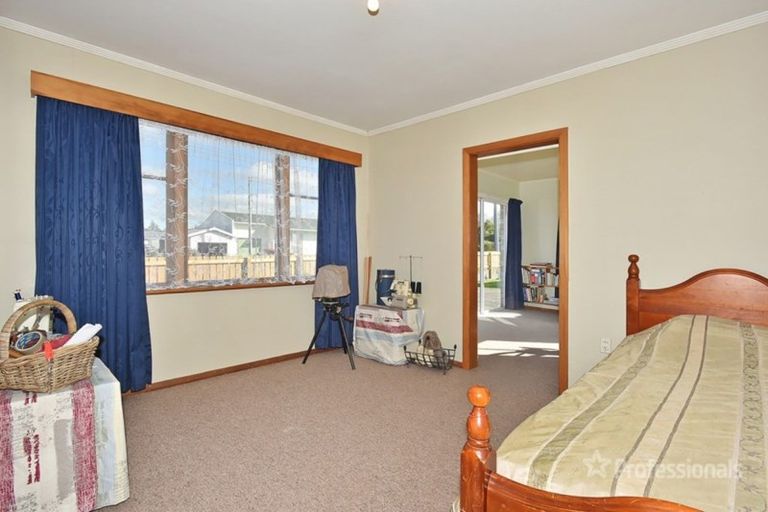Photo of property in 2 Kowhai Place, Lansdowne, Masterton, 5810