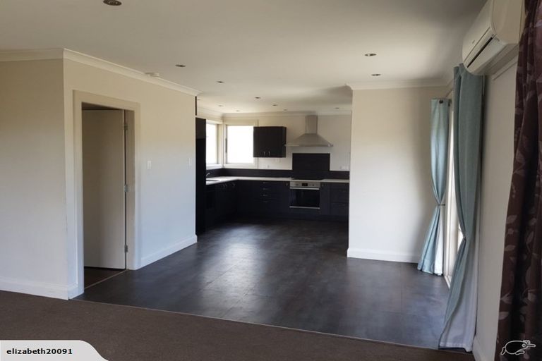 Photo of property in 14 Awatea Street, Levin, 5510