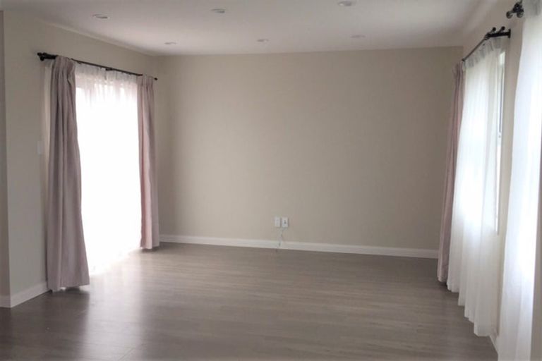 Photo of property in 61 Moore Street, Howick, Auckland, 2014