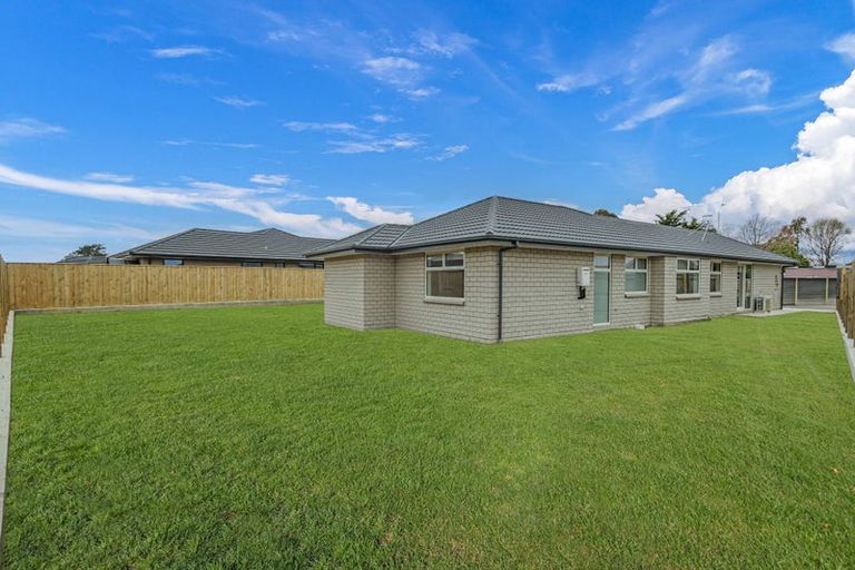 Photo of property in 13 Echo Street, 4702