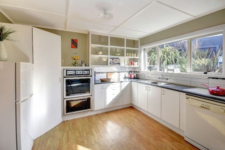 Photo of property in 36 Bath Street, Brighton, Dunedin, 9035