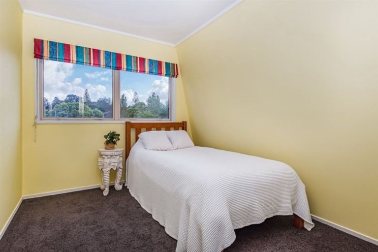 Photo of property in 101 Stapleford Crescent, Browns Bay, Auckland, 0630