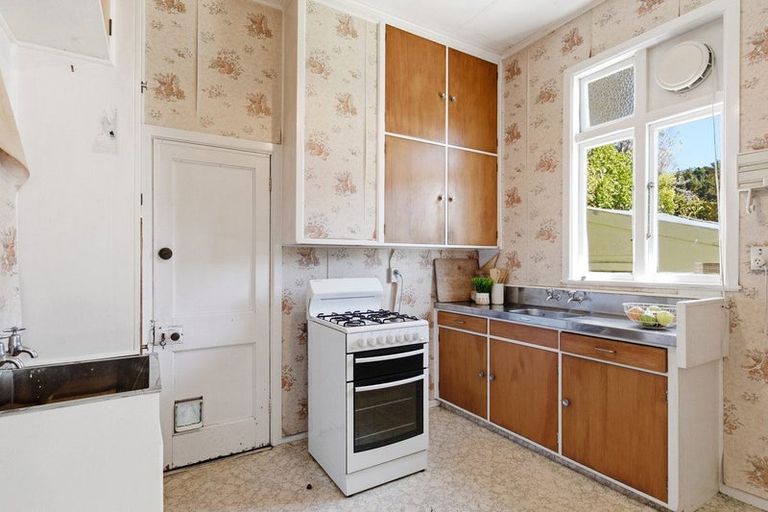 Photo of property in 558 Adelaide Road, Berhampore, Wellington, 6023