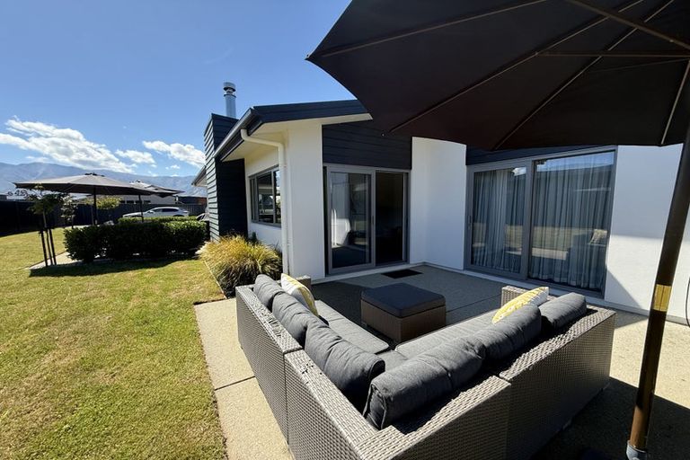 Photo of property in 51 Little Maude Drive, Lake Hawea, 9382
